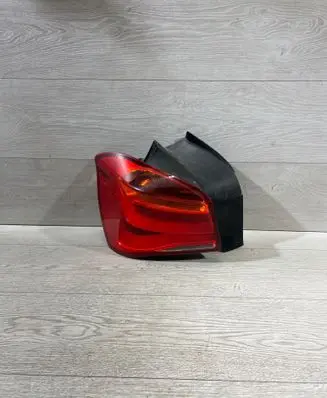 BMW 1 F20 F21 Rear/tail lights 7359017 F03601000 171537163