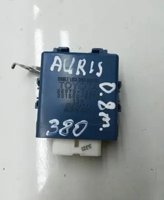Toyota Auris 150 Door central lock control unit/module 8597012020 0515004070