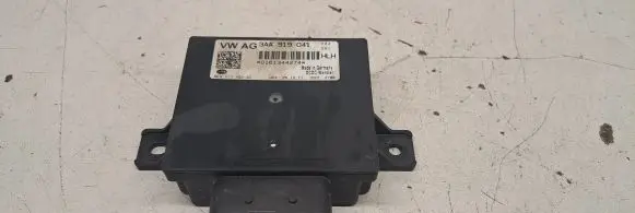 Volkswagen PASSAT B7 Power management control unit 3AA919041