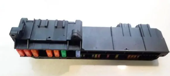 BMW 5 E60 E61 Fuse box set 6114695733002 18917