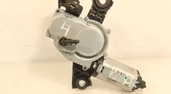 Volkswagen PASSAT B6 Rear window wiper motor 53032812