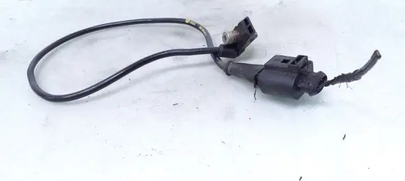 Skoda Fabia Mk1 (6Y) Crankshaft position sensor 030906433H
