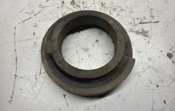 Volvo S80 Front coil spring rubber mount 6G915599BAA