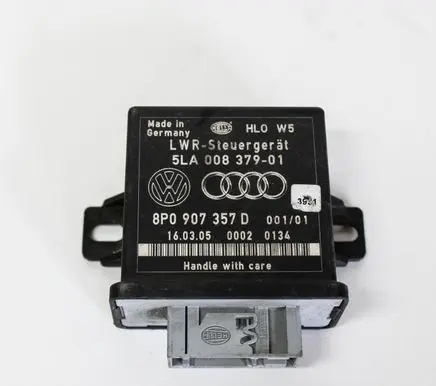 Audi A8 S8 D3 4E Light module LCM 8P0907357D