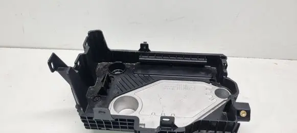 Renault Clio V Battery tray 648947355R