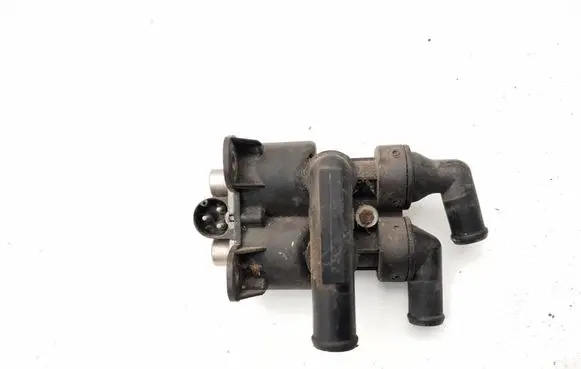 BMW 5 E34 Coolant heater control valve 1388619 6411