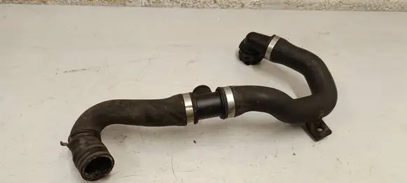 Porsche Cayenne (92A) Engine coolant pipe/hose 7l8121115