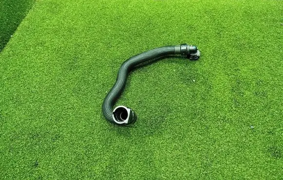 Peugeot 3008 II Engine coolant pipe/hose 9822382180