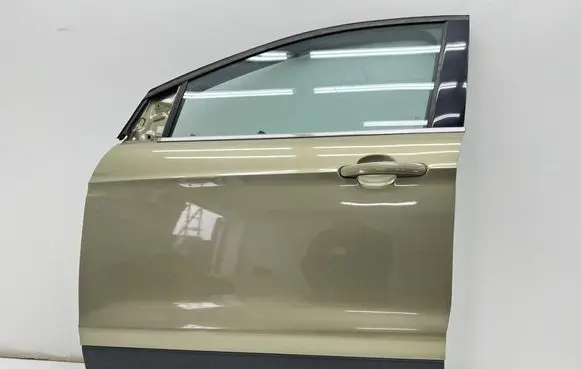 Ford Kuga II Front door MMAUTKO20325