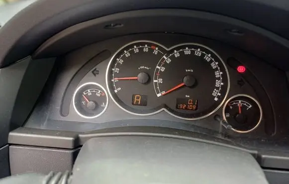 Opel Meriva A Speedometer (instrument cluster) 10080162043 3214775LT 151201E