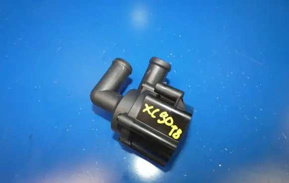 Volvo XC90 Electric auxiliary coolant/water pump 518705030 0506701 05076701