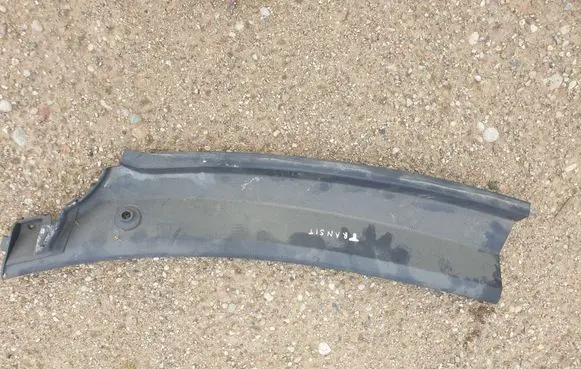 Ford Transit Wiper trim V01915