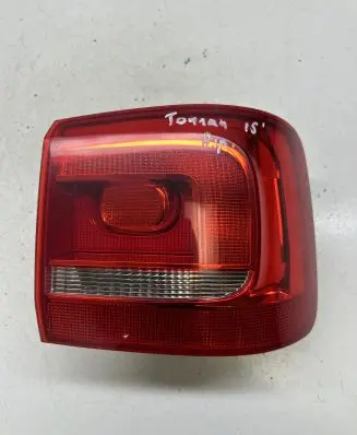 Volkswagen Touran II Rear/tail lights 1T0945096R 2SD01046802