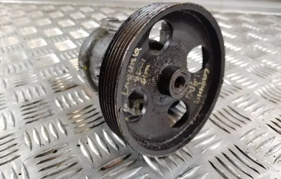 Renault Laguna II Power steering pump