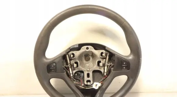 Renault Clio IV Steering wheel