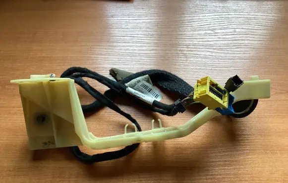 Peugeot 308 Front door wiring loom 9664591280