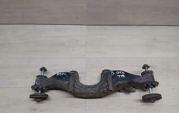 Toyota Celica T180 Rear axle beam 51207-20011