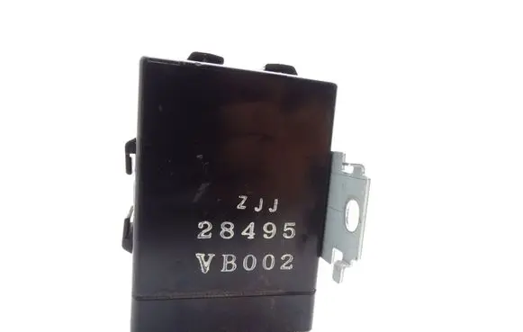 Nissan Patrol Y61 Speedometer control unit/module 28495VB002