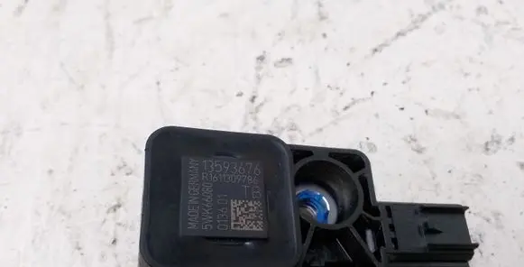 Opel Insignia A Airbag deployment crash/impact sensor 13593676
