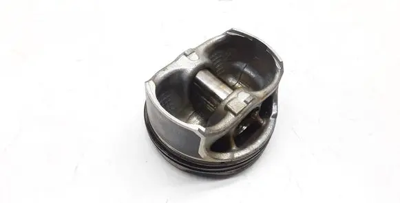 BMW 3 E92 E93 Piston 