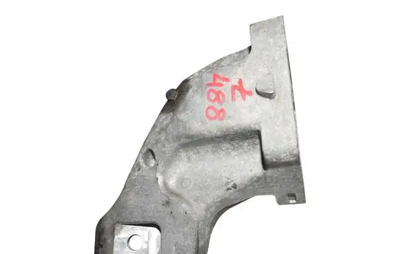 Mercedes-Benz X-class W470 Engine mounting bracket A6422230800