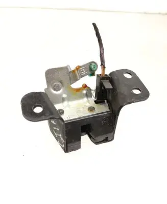 SsangYong Rexton Tailgate window lock/catch/latch 