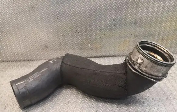 Mercedes-Benz A W169 Intercooler hose/pipe 1695280482