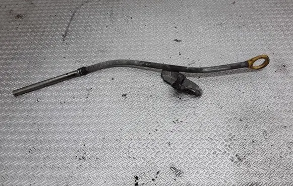 Toyota Avensis T220 Oil level dip stick 