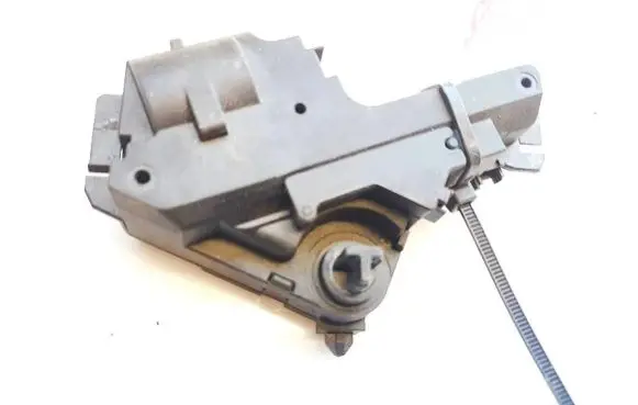 Headlight level adjustment motor