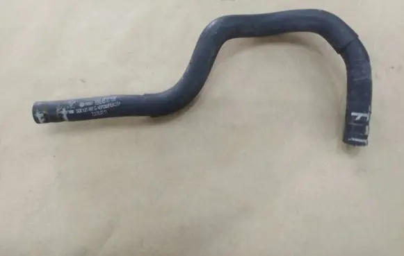 Volkswagen Golf VII Engine coolant pipe/hose 5q0121447g