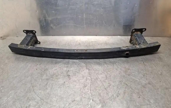Nissan Qashqai+2 Front bumper cross member