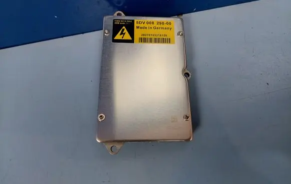 Mercedes-Benz ML AMG W164 Headlight ballast module Xenon 5DV00829000 4E0907476 63126907488