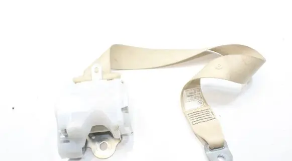 Lexus RX 450H Middle seatbelt (rear) 7H5260