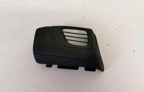 Nissan Leaf II (ZE1) Dashboard side air vent grill/cover trim 681125SJ2B