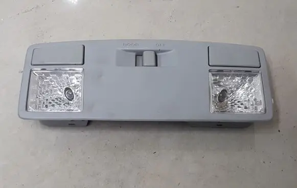 Mazda 3 I Front seat light