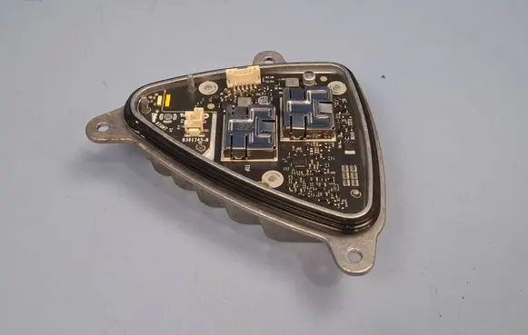 Volkswagen T-Roc LED ballast control module 2GA941479A L90201371 2GA941479