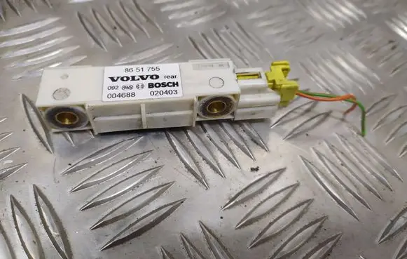 Volvo XC90 Airbag deployment crash/impact sensor 8651755 004688 020403