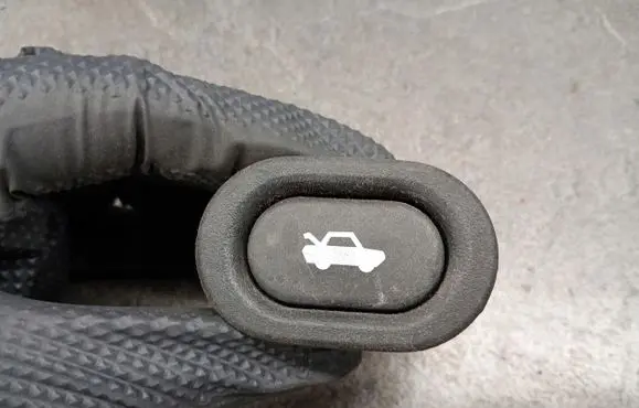 Saab 9-5 Fog light switch 03050010