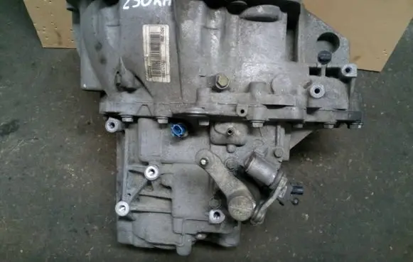 Renault Megane II Manual 6 speed gearbox ND0000 7701717850