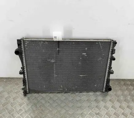 Mercedes-Benz E W213 Coolant radiator A0995007303