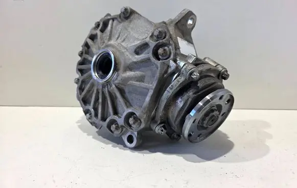 Mercedes-Benz GLK (X204) Front differential A2213350108 A2213310505