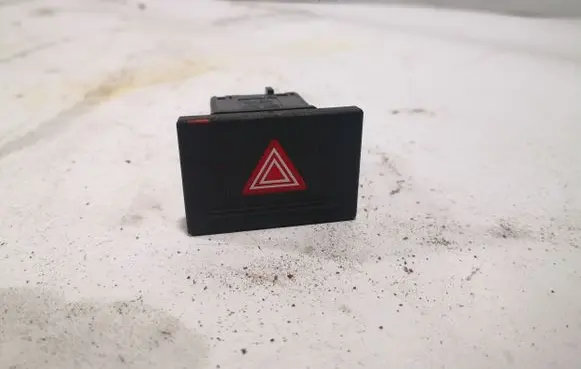 Volkswagen Touareg I Hazard light switch 7L6953235