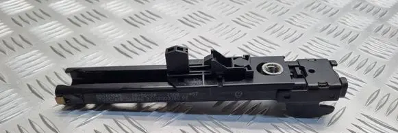 Volkswagen PASSAT B6 Seat belt adjustment rail 1T0857819 00100049 92318000000