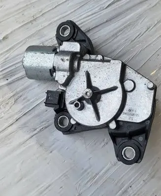 Rear window wiper motor