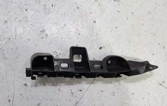 Volkswagen PASSAT B7 Front bumper mounting bracket 3AA807184