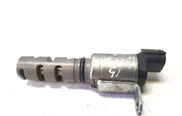 Toyota RAV 4 (XA40) Camshaft position sensor 337010
