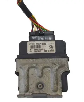 KIA Sportage Transfer box differential control unit 9544738300 9006010002KM M0003641