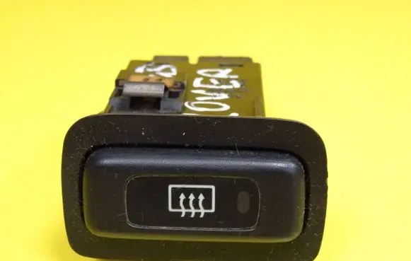 Windscreen/window heater switch