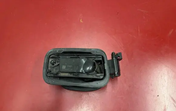 BMW X3 G45 Fuel tank cap 5A25847 US5A2584710