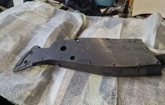 Toyota RAV 4 (XA50) Front underbody cover/under tray 5081942030